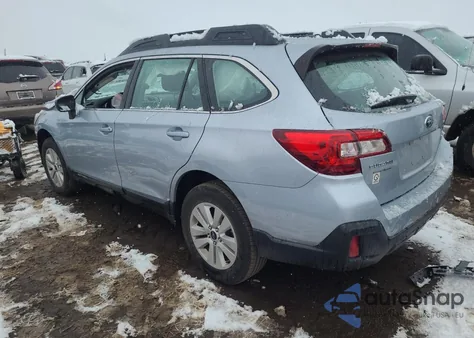 2019 Subaru Outback z USA, uszkodzony, nr VIN 4S4BSABCXK3290230
